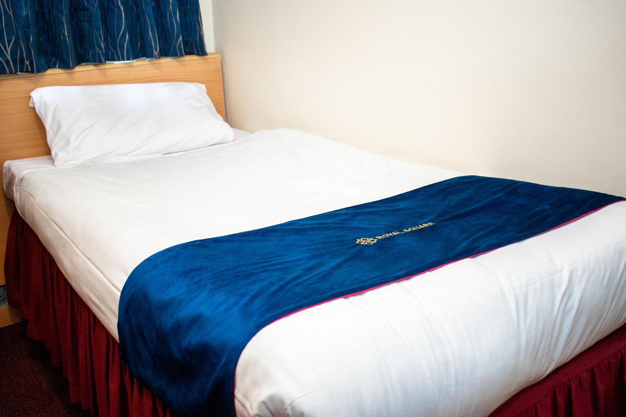 Royal Square - Nec & Birmingham Airport Hotel Marston Green
