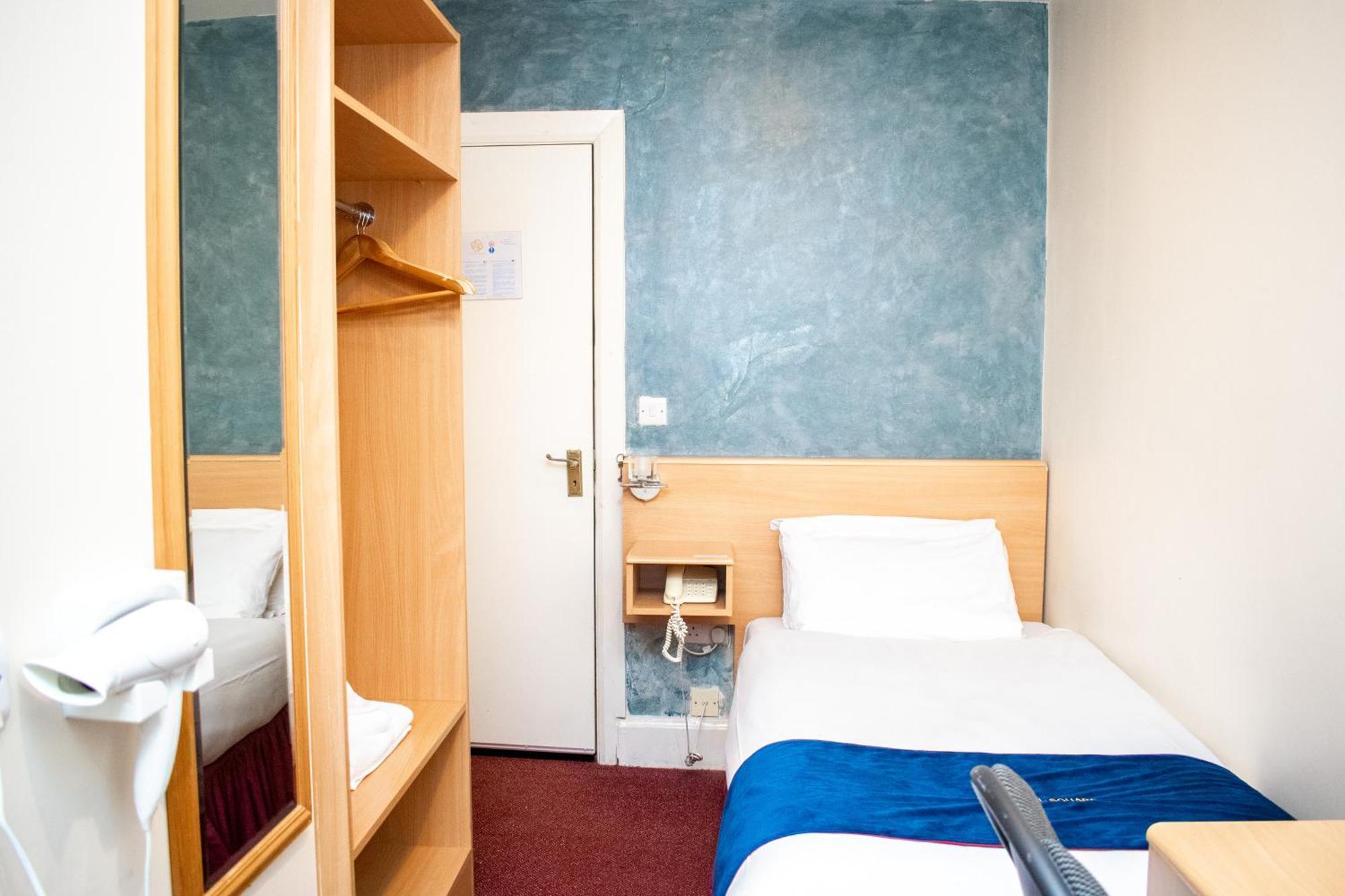 Royal Square - Nec & Birmingham Airport 3*